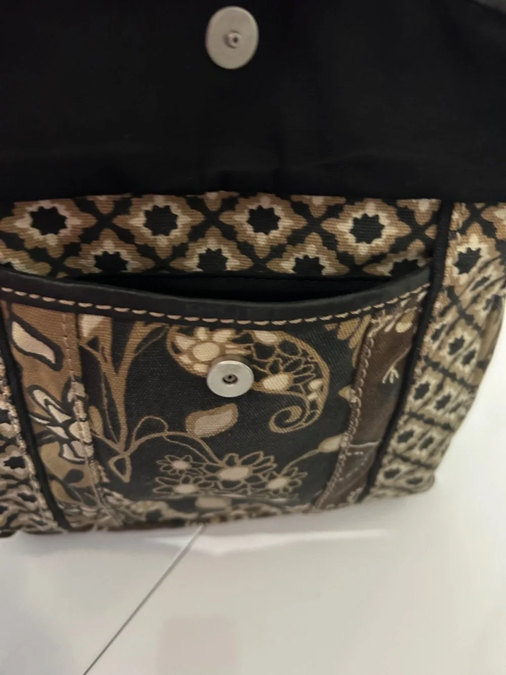 Fossil Women’s Canvas Crossbody Bag Brown Black Floral Key Charm Adjust Strap - Picture 7 of 14
